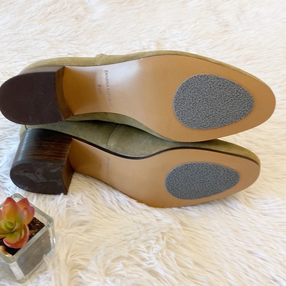 NEW Banana Republic | Lydia Green Suede Heel Ankle Bootie women’s 8.5 - Picture 7 of 8
